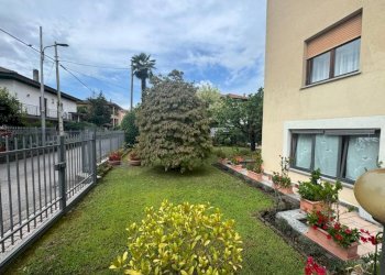 Giardino - Villa via Patrioti, 22, Induno Olona - foto 29