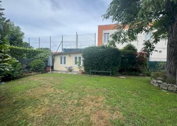 Giardino - Villa via Patrioti, 22, Induno Olona - foto 31