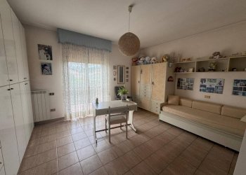 Salone - Villa via Patrioti, 22, Induno Olona - foto 36