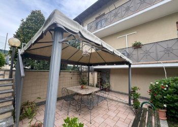 Giardino - Villa via Patrioti, 22, Induno Olona - foto 40