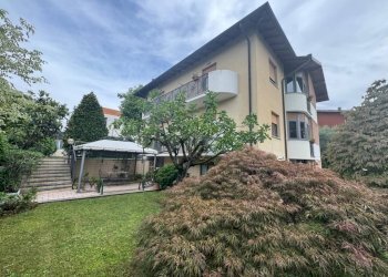 Giardino - Villa via Patrioti, 22, Induno Olona - foto 3