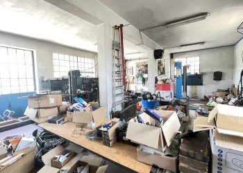 Interno non residenziale - Negozio via Goro, Ravenna (zona Porto Corsini) - foto 14