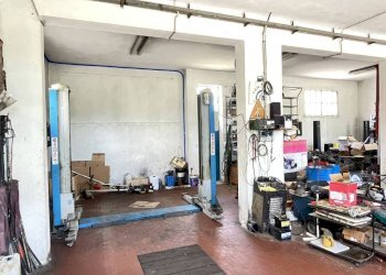 Interno non residenziale - Negozio via Goro, Ravenna (zona Porto Corsini) - foto 10