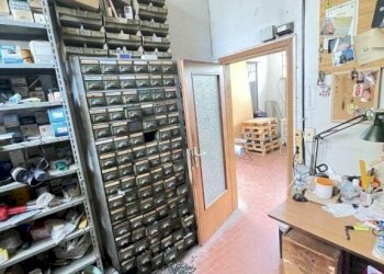 Interno non residenziale - Negozio via Goro, Ravenna (zona Porto Corsini) - foto 21