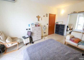 Camera da letto - Bilocale via Caluso, 47, Chivasso - foto 6