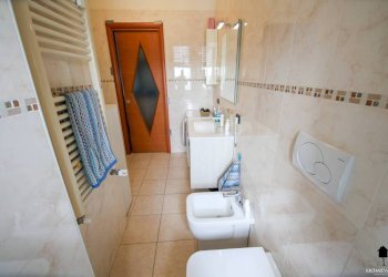 Bagno - Bilocale via Caluso, 47, Chivasso - foto 11