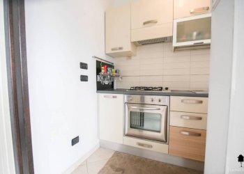 Cucina - Bilocale via Caluso, 47, Chivasso - foto 14