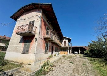 Facciata - Villa via Maghetto, 125, Mongrando - foto 1