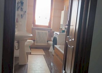 Bagno - Quadrilocale via San Bernardo, 49, Mondovì - foto 15
