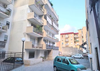 Four-room apartment Via Giovanni Denaro, Messina - photo 1
