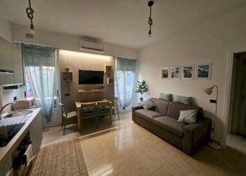 Soggiorno con cottura - Two-room apartment Lavagna - photo 8
