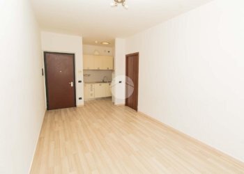 Two-room apartment Corso Regina Margherita, Volpiano - photo 1