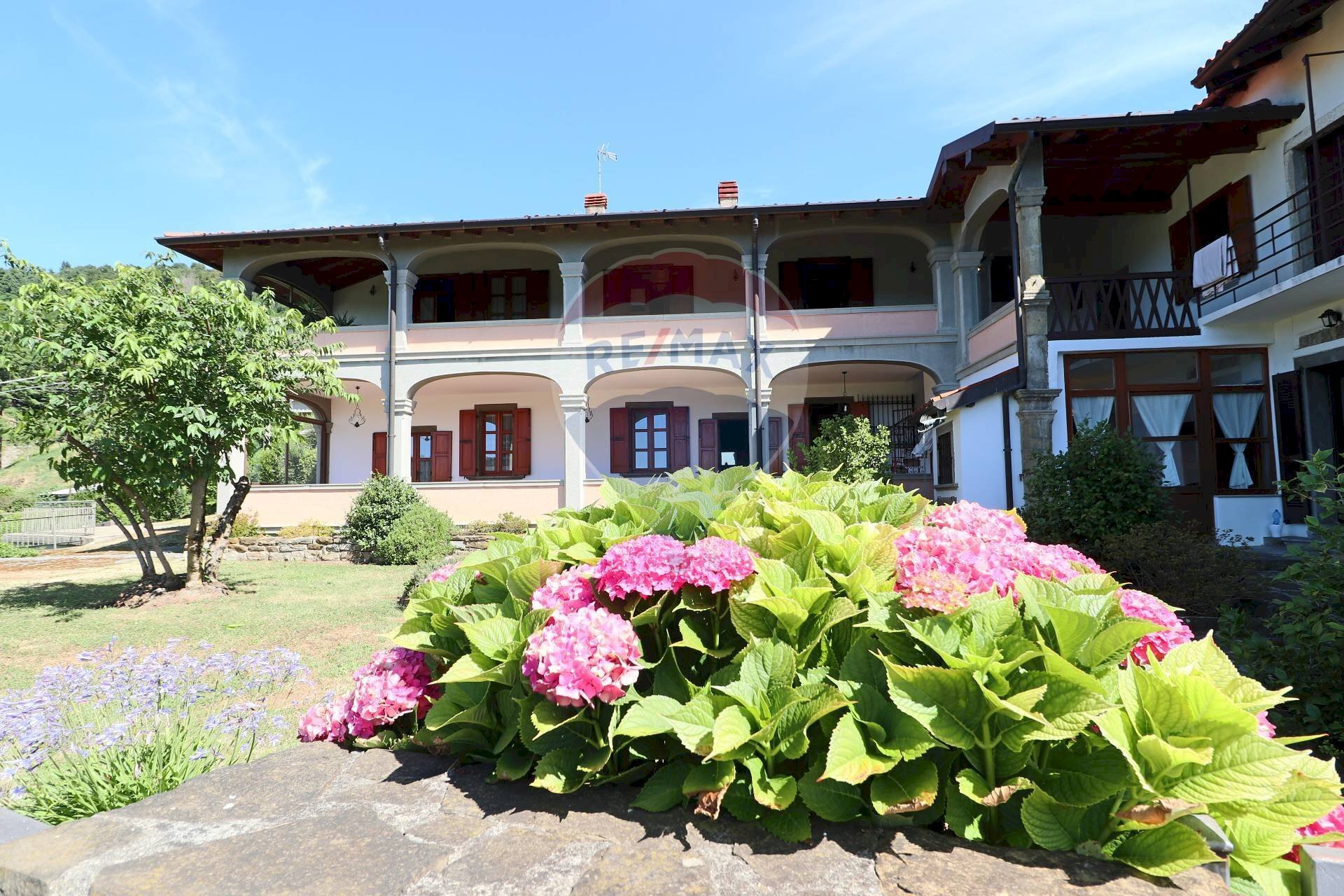Casale Via N. Rezzara, 138 
 Pontida, Pontida - photo 1