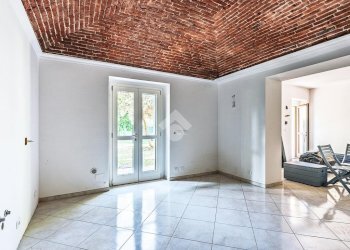 Quadrilocale Via Ugo Foscolo, San Gillio - foto 2