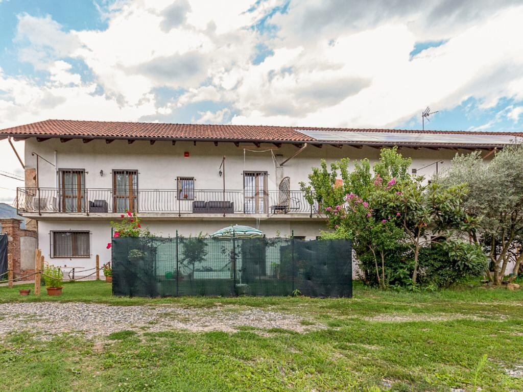 Three-room apartment Via ugo foscolo, San Gillio - photo 1