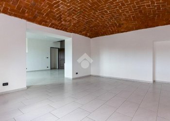 Trilocale Via ugo foscolo, San Gillio - foto 19