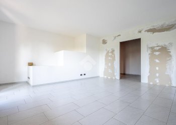 Trilocale Via ugo foscolo, San Gillio - foto 28