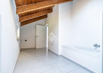 Trilocale Via ugo foscolo, San Gillio - foto 38