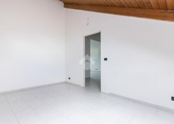 Trilocale Via ugo foscolo, San Gillio - foto 39