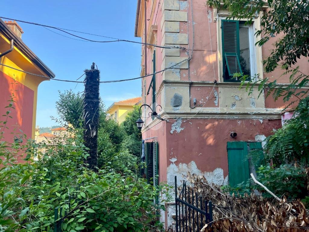 Villa Scalinata Cernaia, La Spezia (neighborhood Stazione) - photo 1