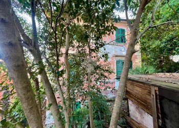Villa Scalinata Cernaia, La Spezia (neighborhood Stazione) - photo 23