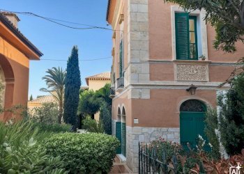 Villa Scalinata Cernaia, La Spezia (neighborhood Stazione) - photo 29