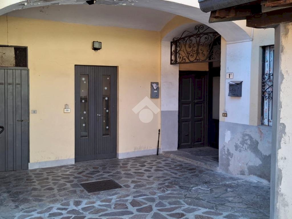 Two-room apartment Via matteotti, Pombia - photo 1