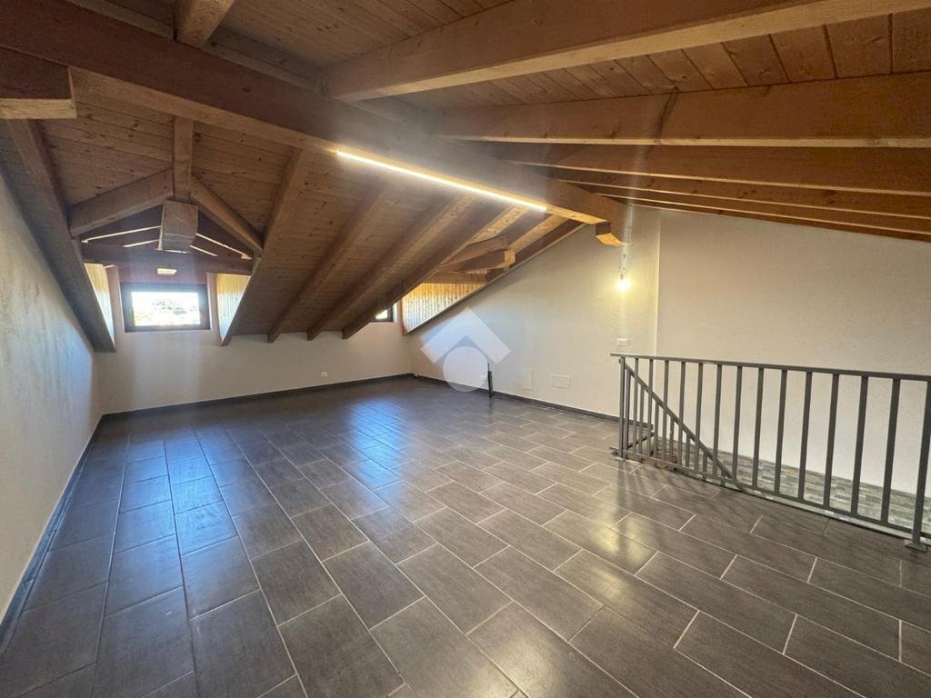 Trilocale Via XXV Aprile, Suno - foto 2