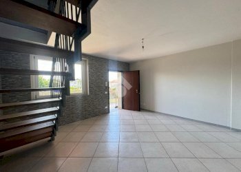 Trilocale Via XXV Aprile, Suno - foto 8