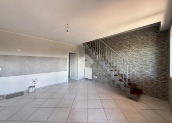 Trilocale Via XXV Aprile, Suno - foto 12