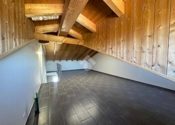 Trilocale Via XXV Aprile, Suno - foto 14