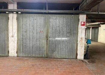 Garage - Parcheggio Modena - foto 9