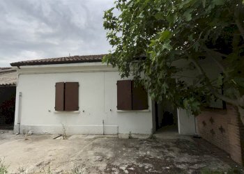 Casa indipendente Concordia sulla Secchia - foto 2