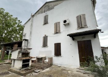 Casa indipendente Concordia sulla Secchia - foto 3