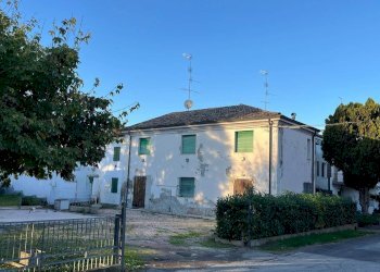 Villa a Schiera San Felice sul Panaro - foto 1