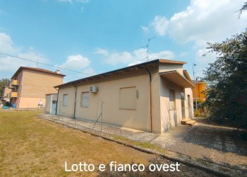 Casa indipendente Via Valli 87, Mirandola - foto 3