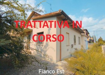 Independent house Via Valli 87, Mirandola - photo 1