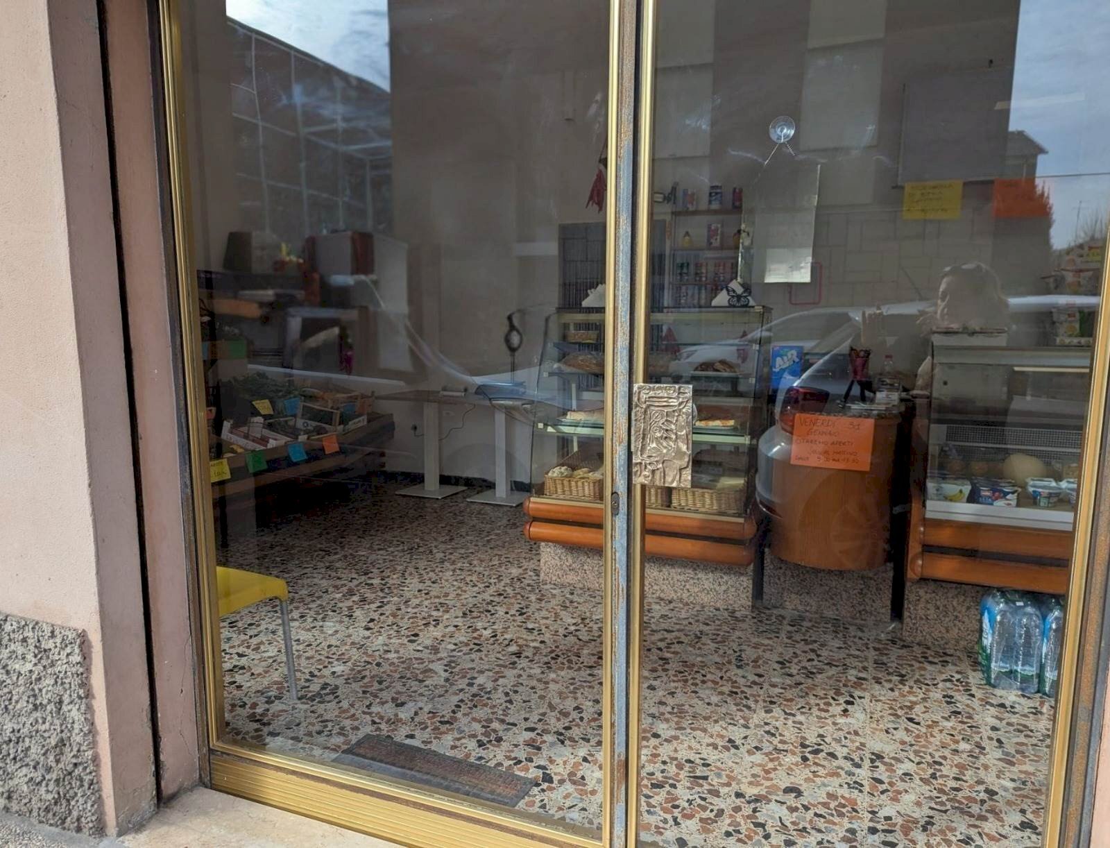 Shop Via Parini 63, Modena - photo 1