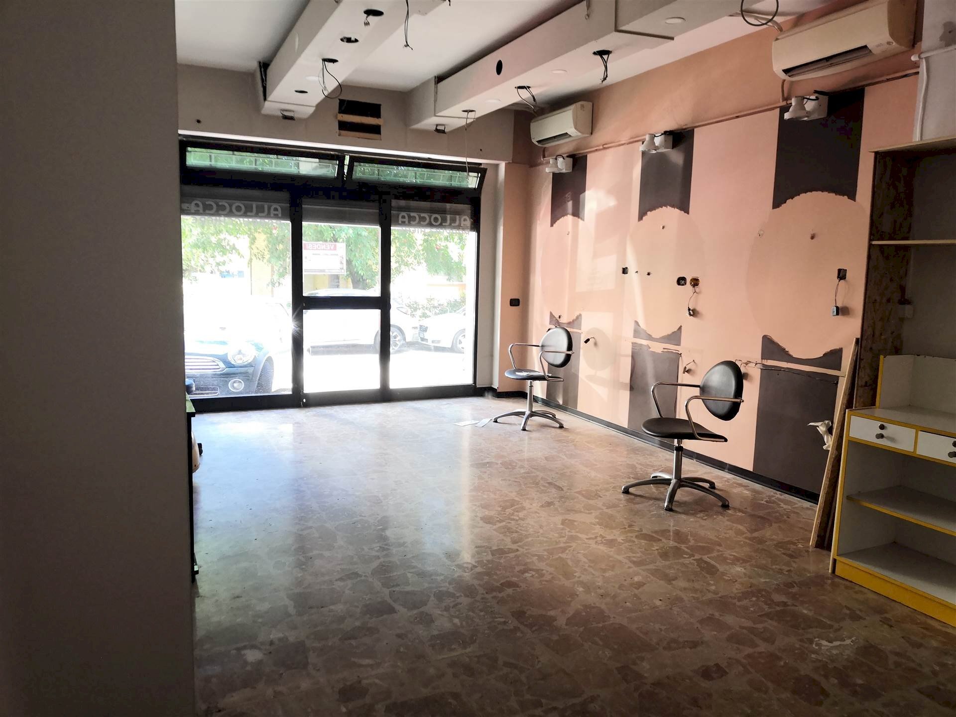 Shop Modena - photo 3