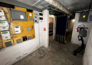 Warehouse Via Jacopo Barozzi 92, Modena - photo 9