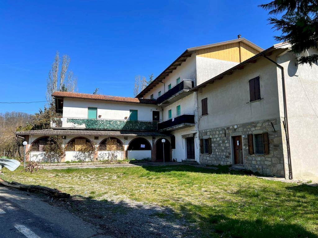 Townhouse Via Verica 251, 252, Pavullo nel Frignano - photo 1