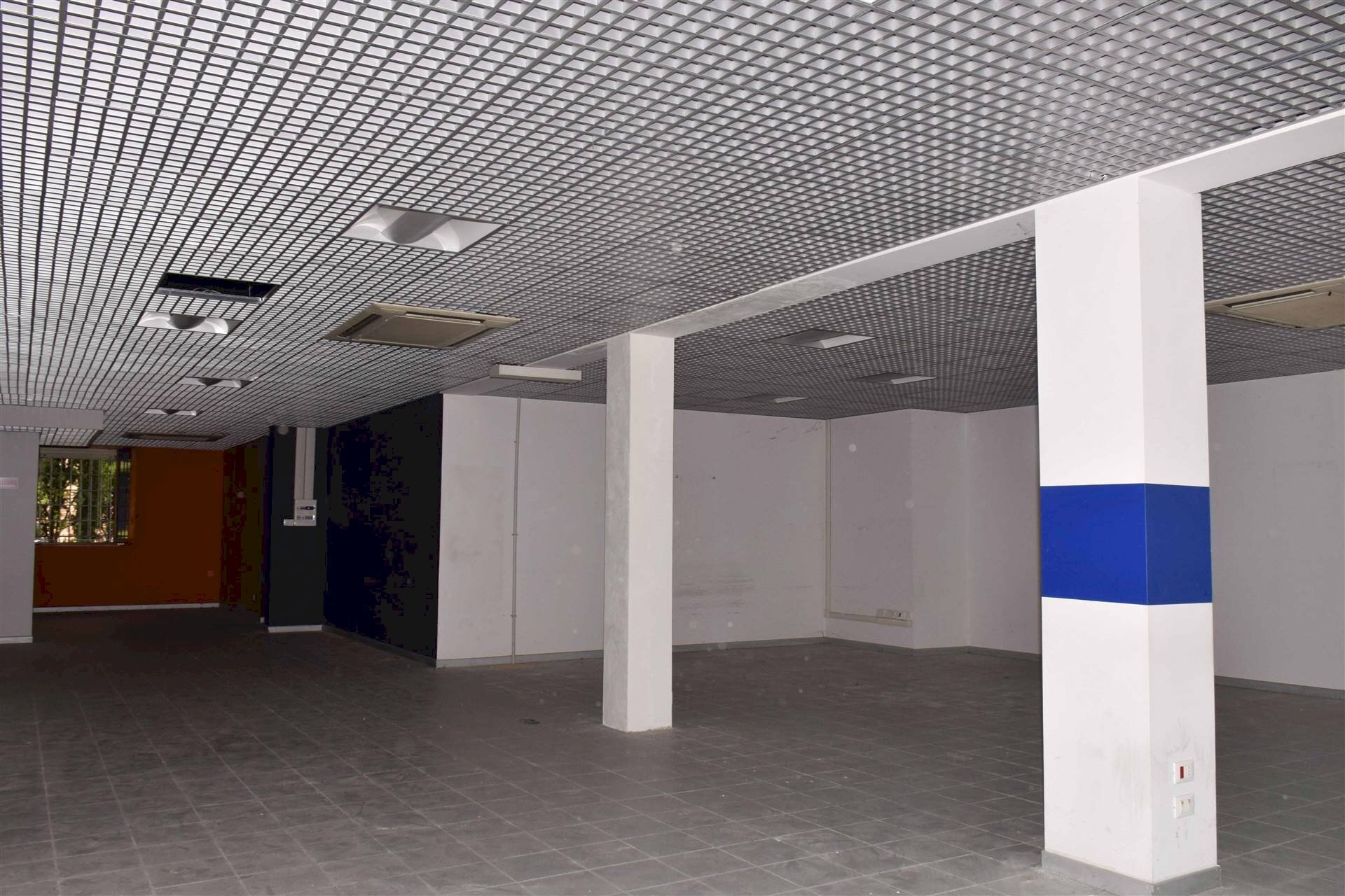 Shop Modena - photo 1