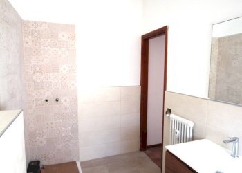 Foto 13 - Trilocale Via Cimitero
 
10, Cannobio - foto 13