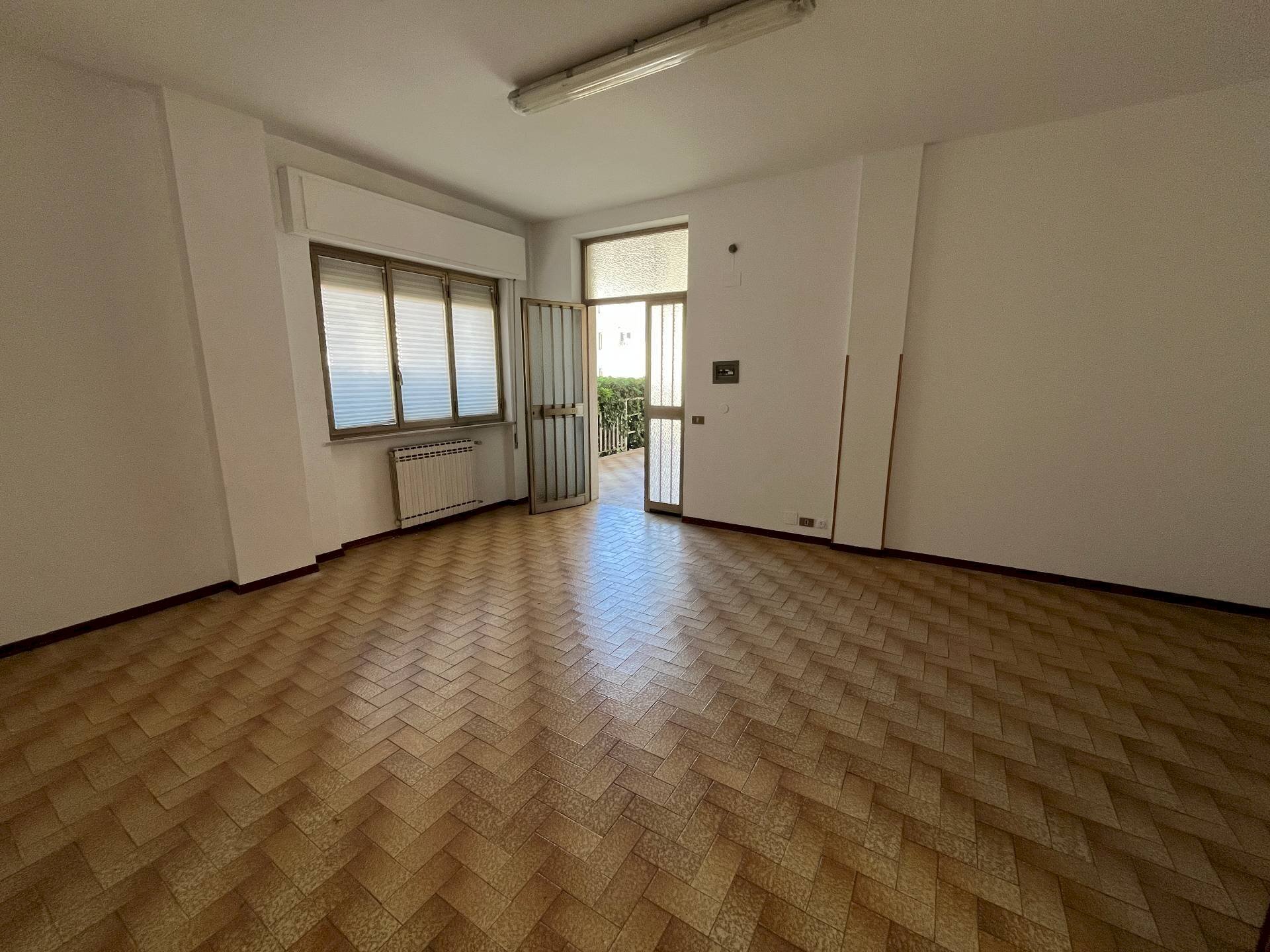 Foto 2 - Locale Commerciale CORSO EUROPA, Vasto - foto 2