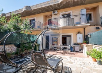 Casa all\'aperto - Villa a Schiera Via Giacomo Vaccaro
 
73, Caltagirone - foto 22