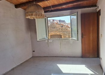 Stanza vuota - Casa indipendente Via Chillei
 
10, Mascalucia - foto 11