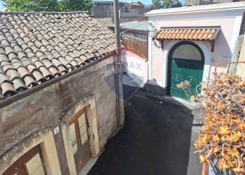 Edificio all\'aperto - Casa indipendente Via Chillei
 
10, Mascalucia - foto 15