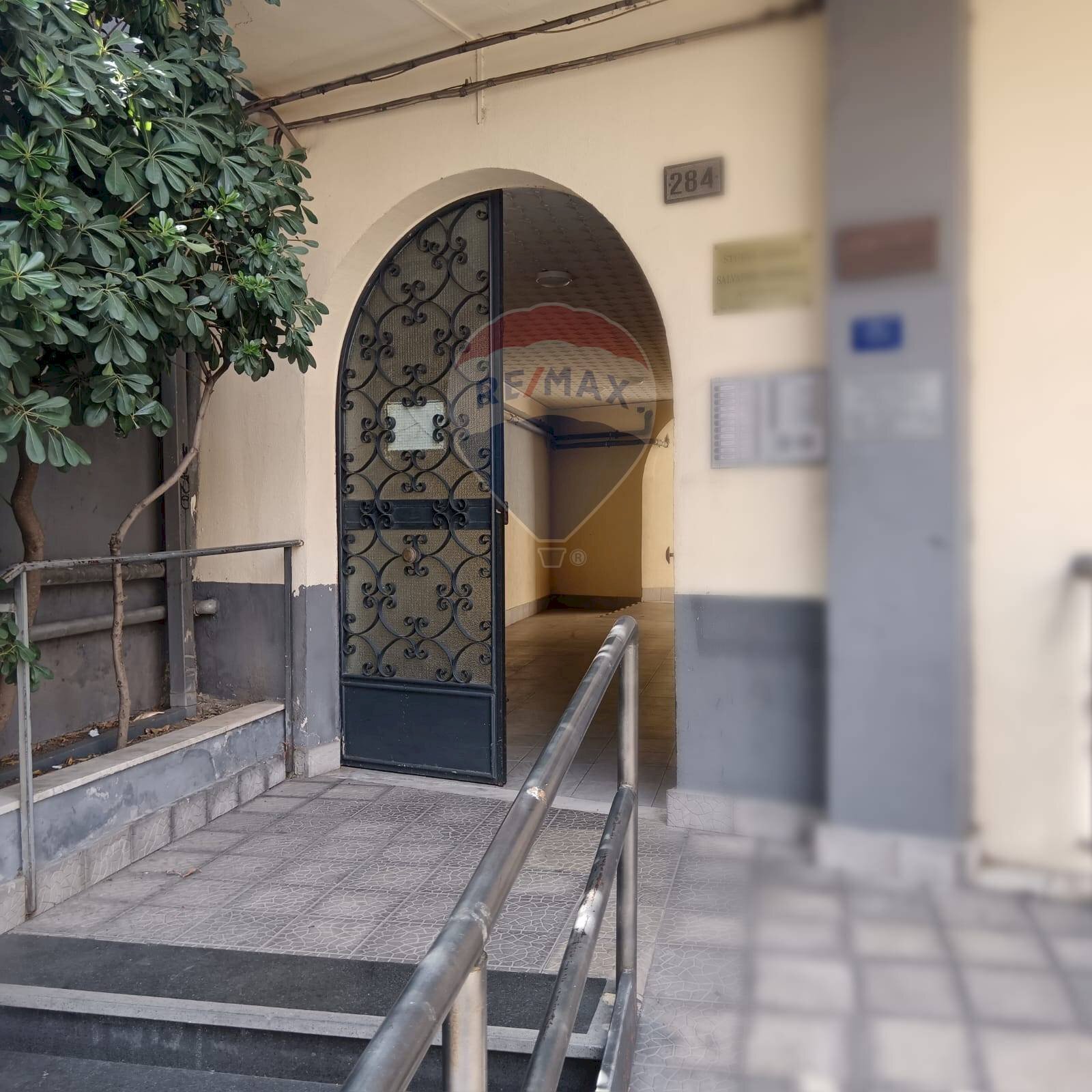 Edificio all\'aperto - Four-room apartment Via Catania
284, Adrano - photo 3