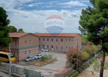 Edificio all\'aperto - Quadrilocale Via Catania
 
284, Adrano - foto 24