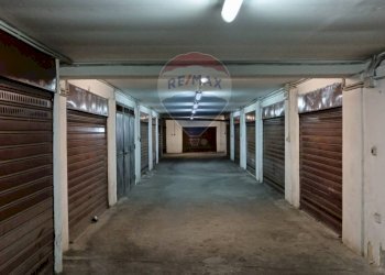 Parcheggio - Quadrilocale Via Catania
 
284, Adrano - foto 27